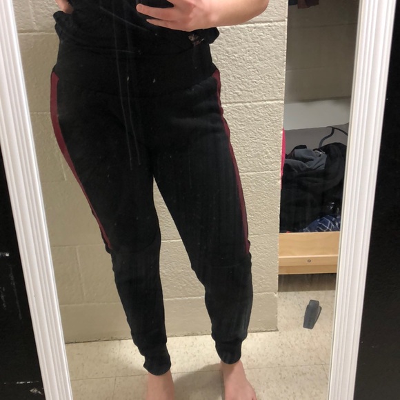 Roma Concept by rosee black sweatpants - Picture 1 of 4